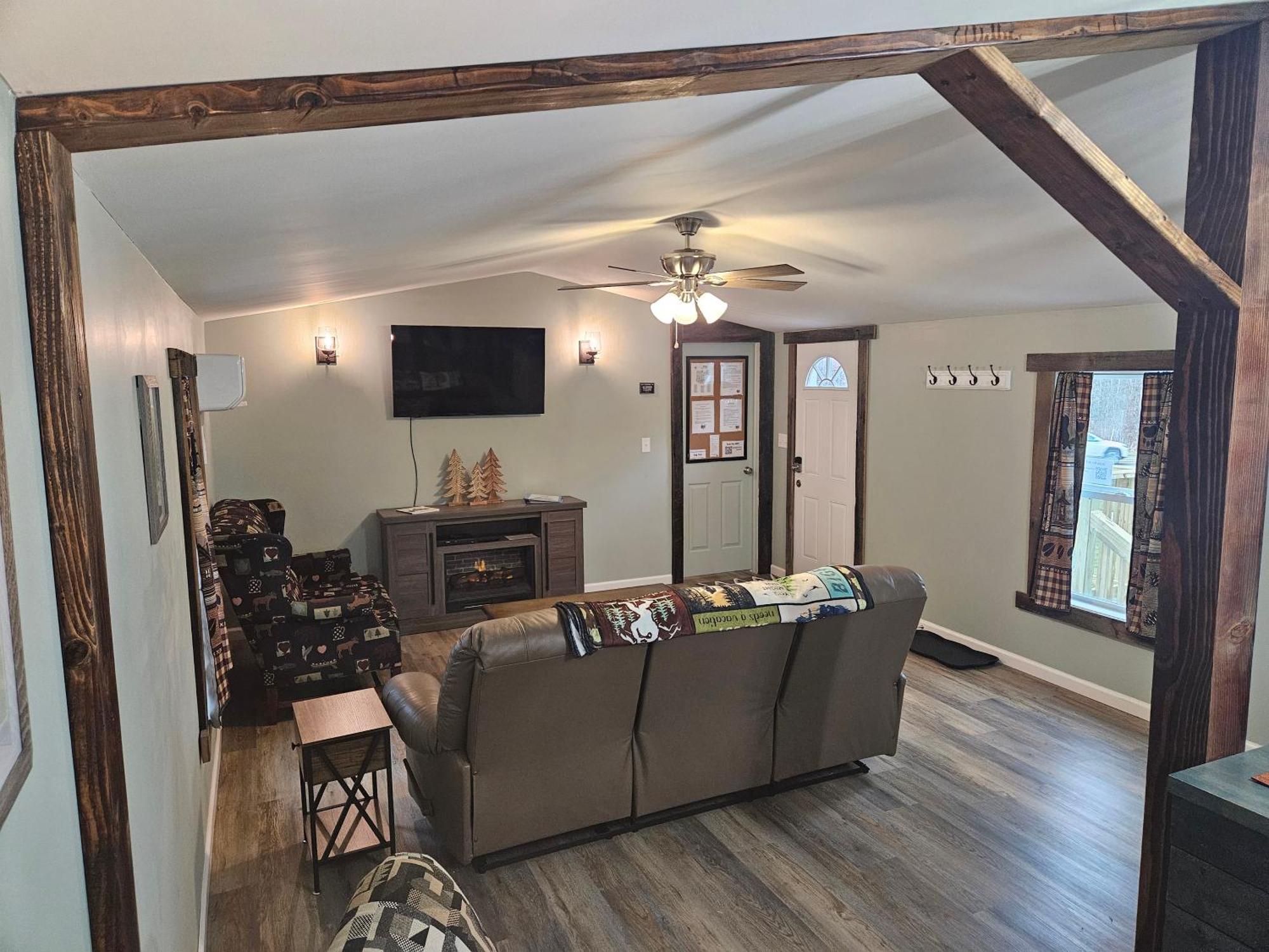 Grey Pines At Hocking Vacations Villa Logan Luaran gambar
